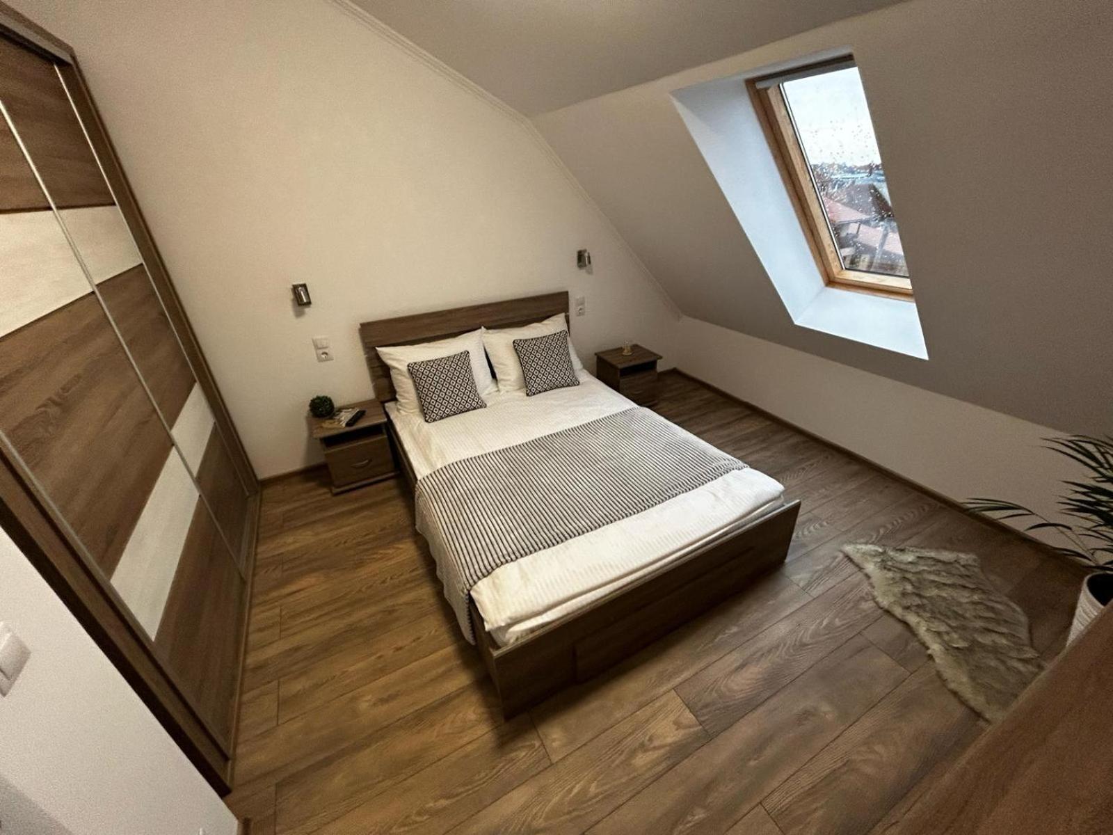 D&M Apartments 2 Σάτου Μάρε Εξωτερικό φωτογραφία